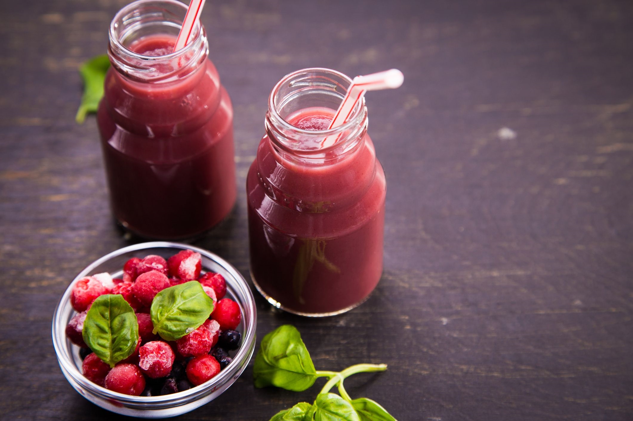 Αυτό το πράσινο και θρεπτικό smoothie χαρίζει λάμψη στην επιδερμίδα σου - εικόνα 1