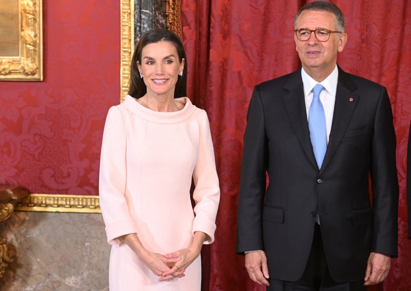letizia strobing