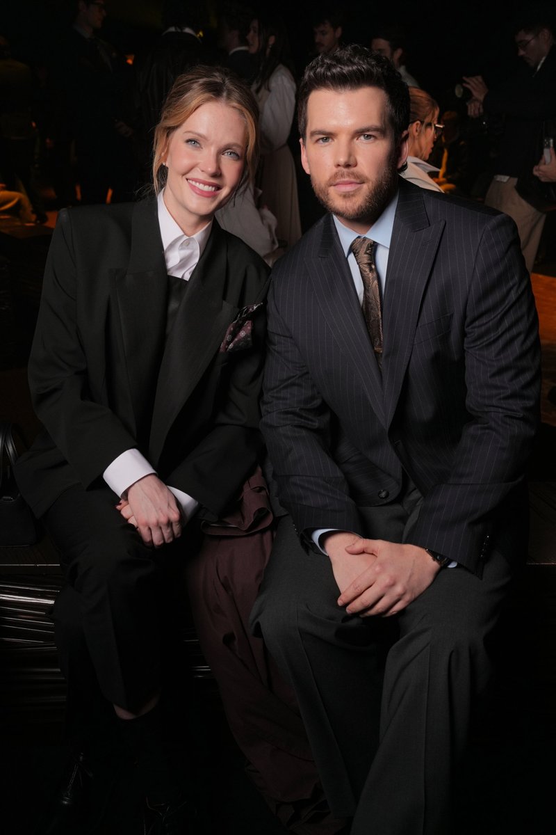 Meghann_Fahy_and_Luke_Newtom