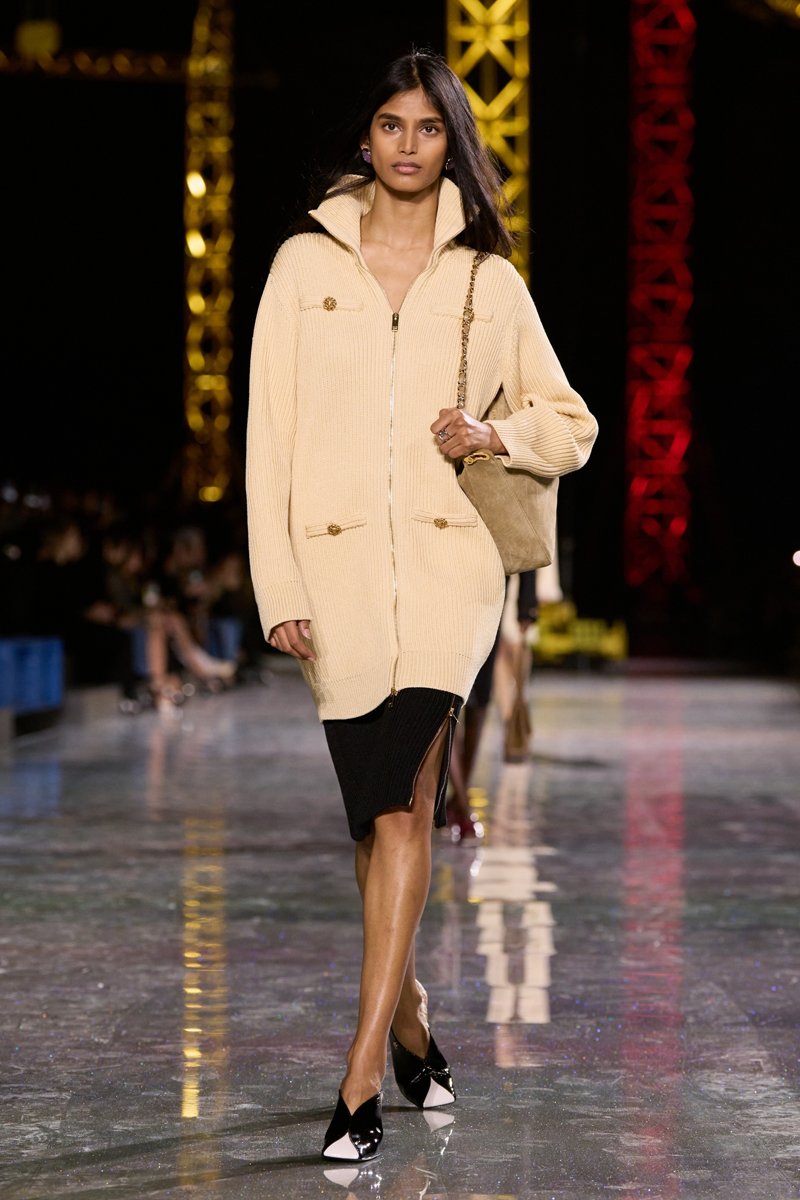 Chanel F26