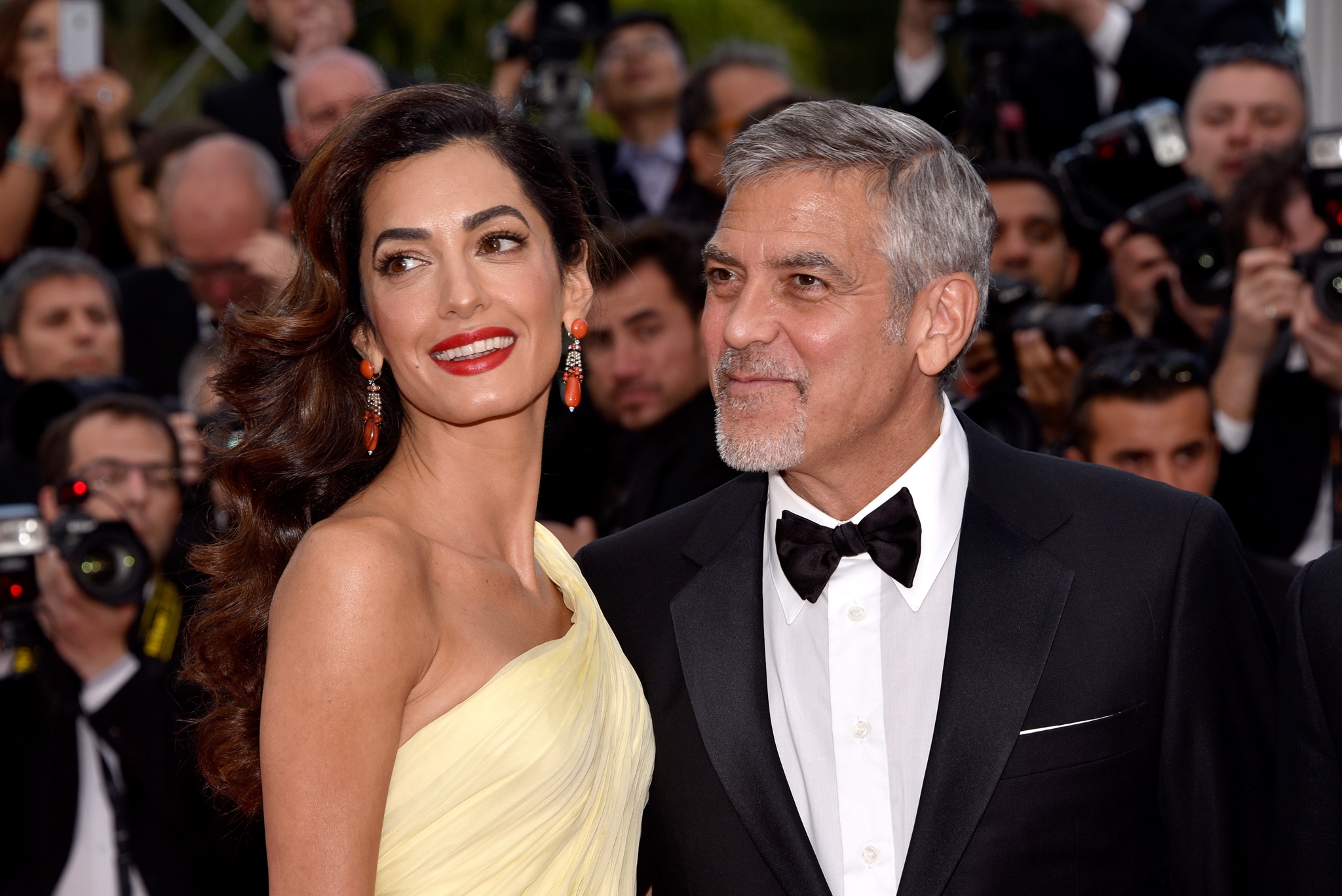 Γιατί η Amal Clooney κατέληξε στη μαύρη λίστα του Donald Trump - εικόνα 1