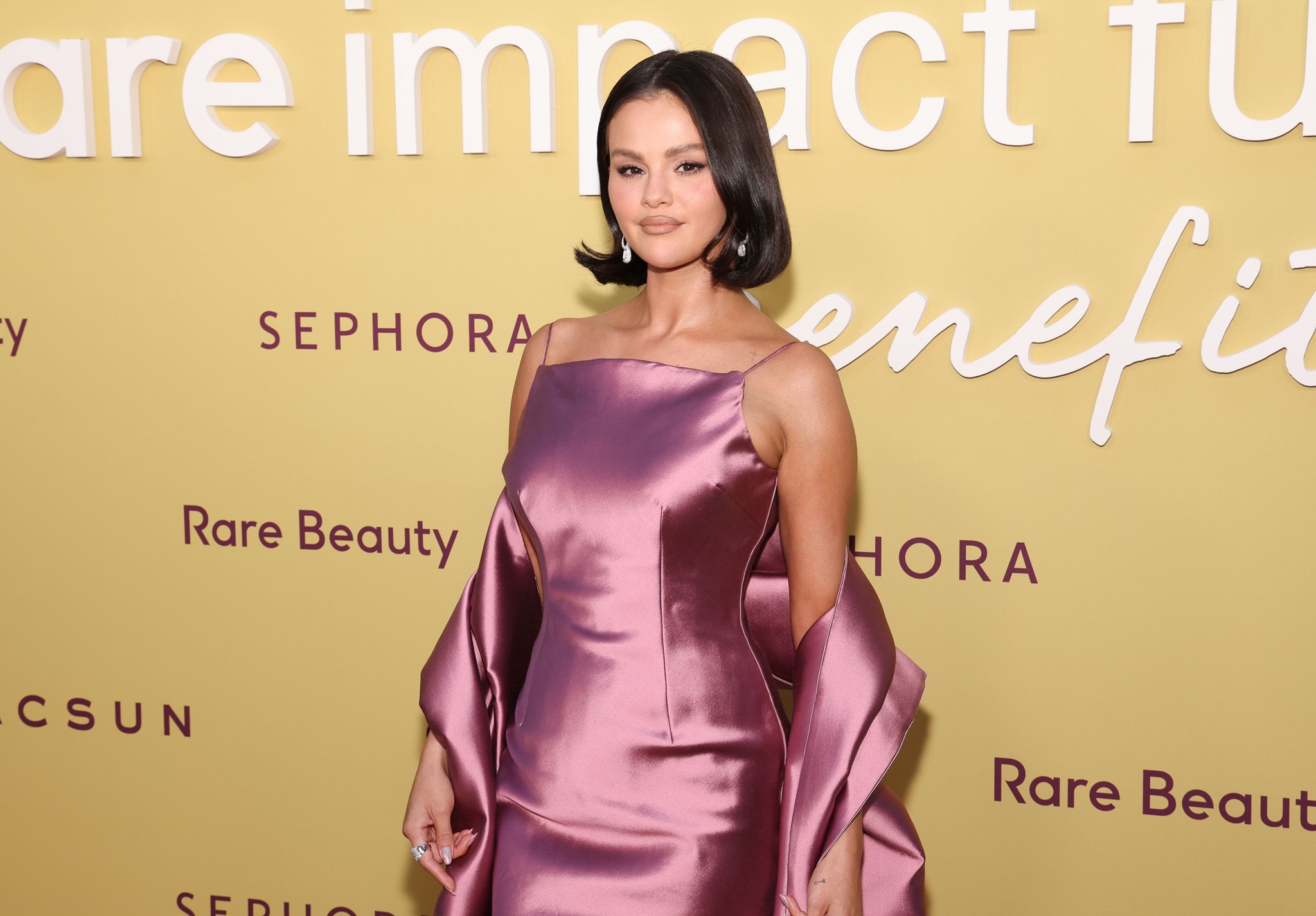Selena Gomez: Η ζωή της σε λίγα τετραγωνικά μέχρι την έπαυλη των 35 εκατομμυρίων - εικόνα 2