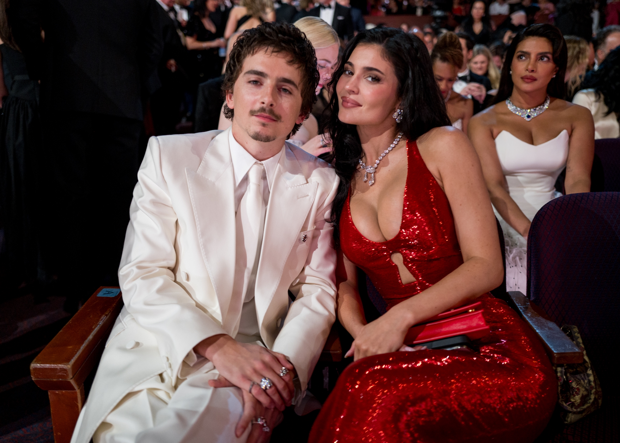 Η Kylie Jenner παραδέχτηκε ότι κατέστρεψε τα φρύδια της για το Met Gala και κάπως τη νιώσαμε όλες - εικόνα 1