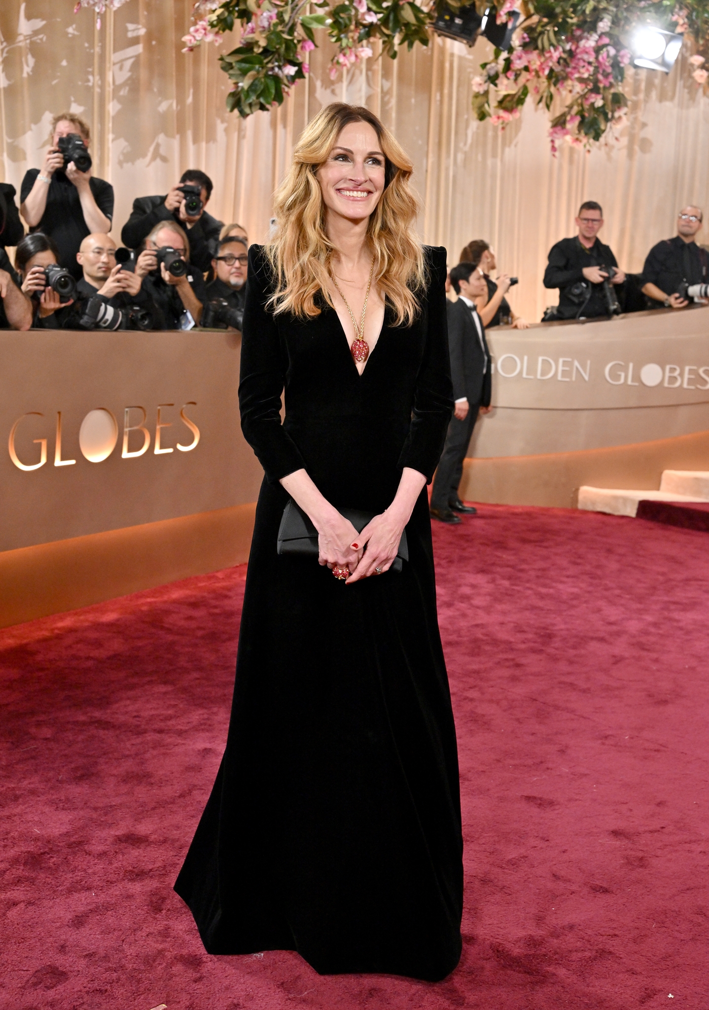 Η ανανέωση που θέλεις το φθινόπωρο: Η Julia Roberts έκανε την αλλαγή που φωτίζει το πρόσωπο και γλυκαίνει τα χαρακτηριστικά - εικόνα 1
