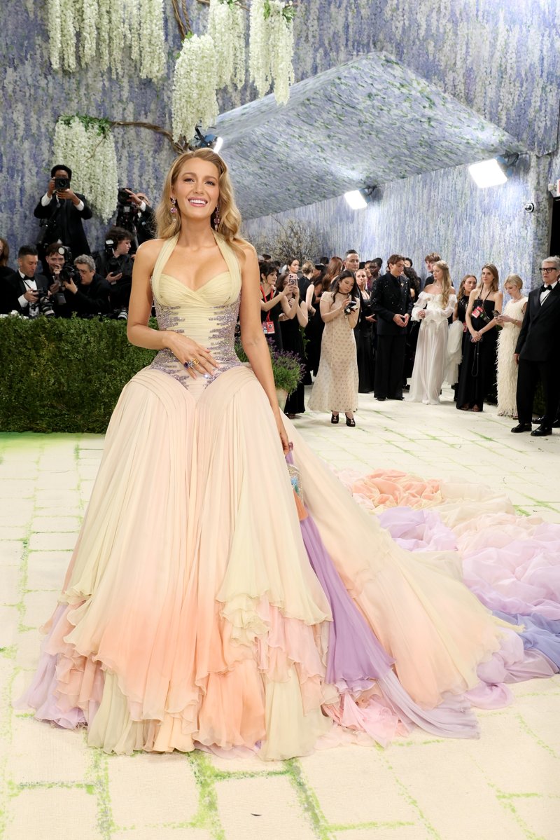 blake lively met gala