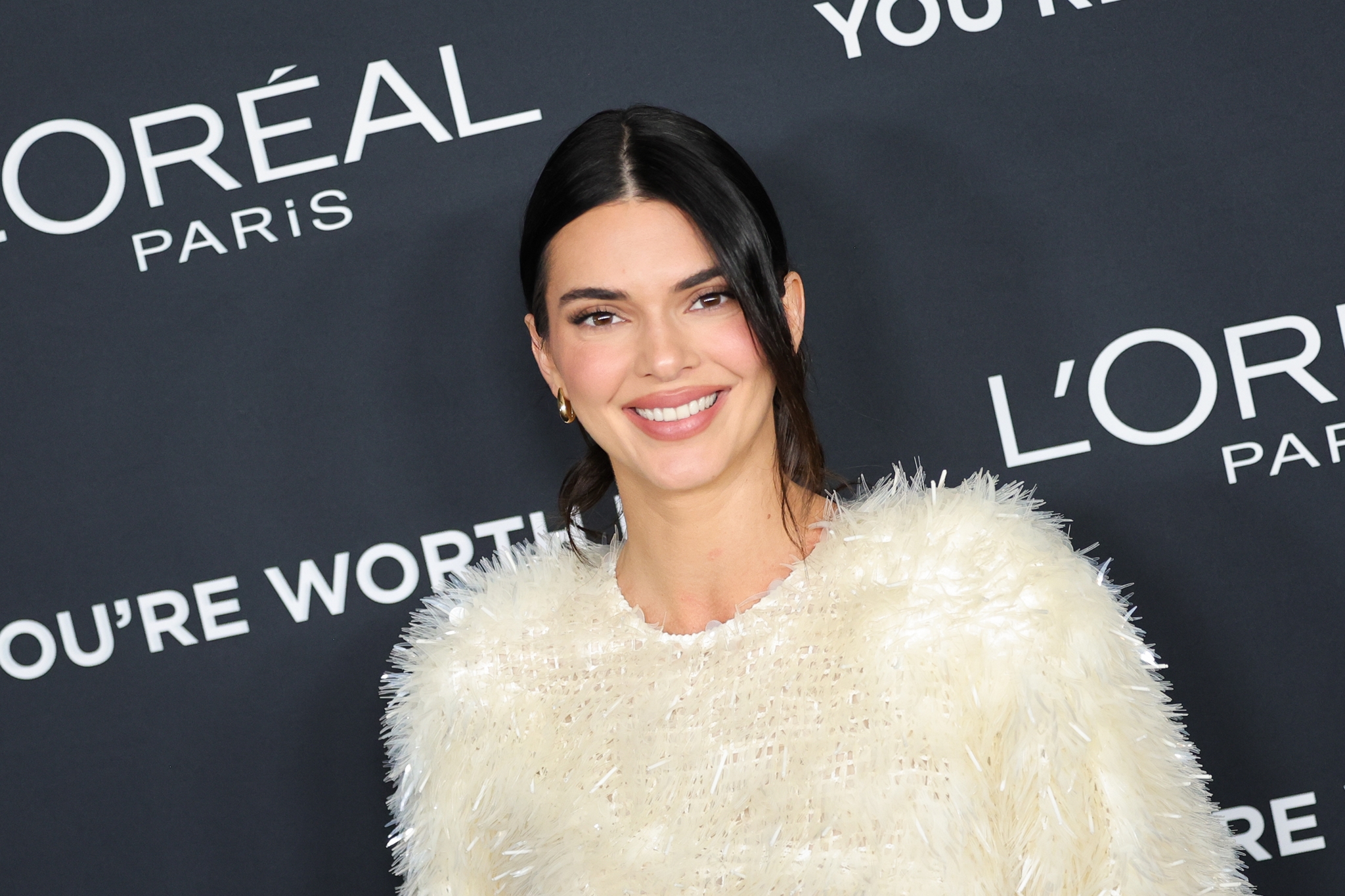 Αυτό είναι το nude lip stain που φόρεσε η Kendall Jenner στο Met Gala και κοστίζει μόλις 11 ευρώ - εικόνα 1