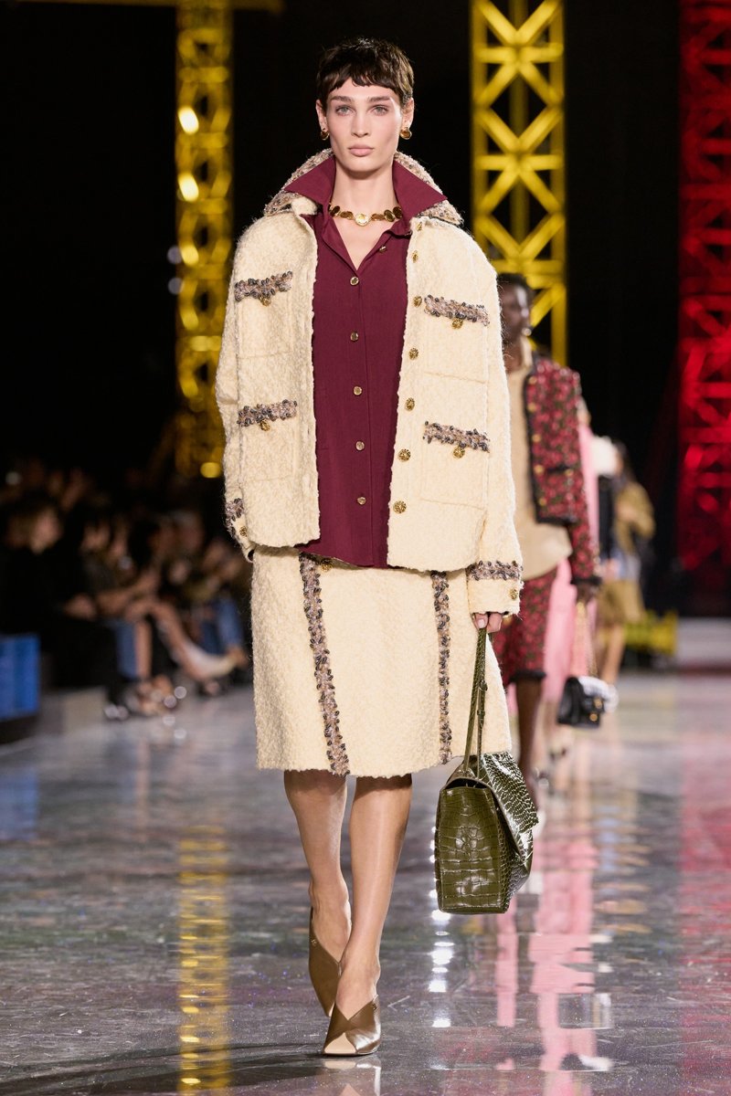 Chanel F26