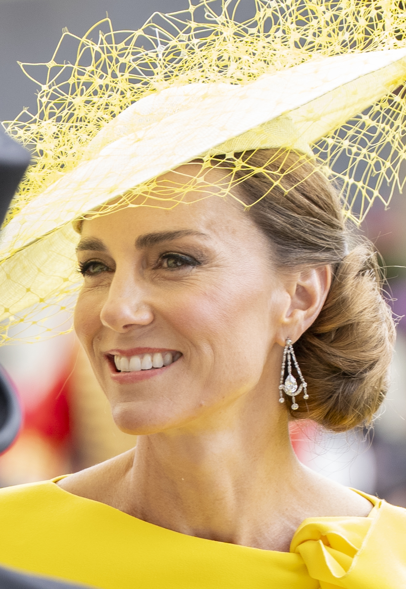 Kate Middleton: Το "κόλπο για τεμπέλικα κορίτσια" που κάνει κάθε outfit να δείχνει αμέσως πιο ακριβό - εικόνα 1