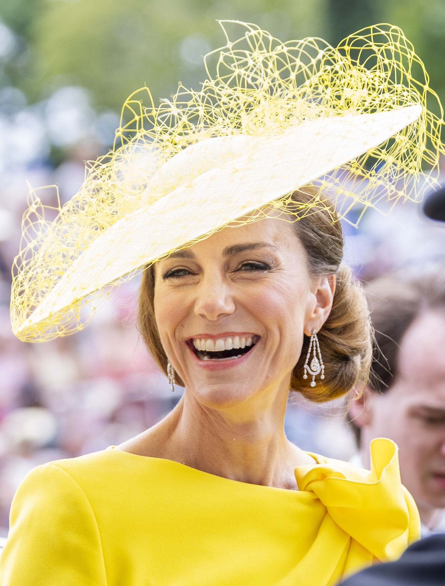 Το λινό κοστούμι της Kate Middleton είναι το πιο chic office look του καλοκαιριού - εικόνα 3