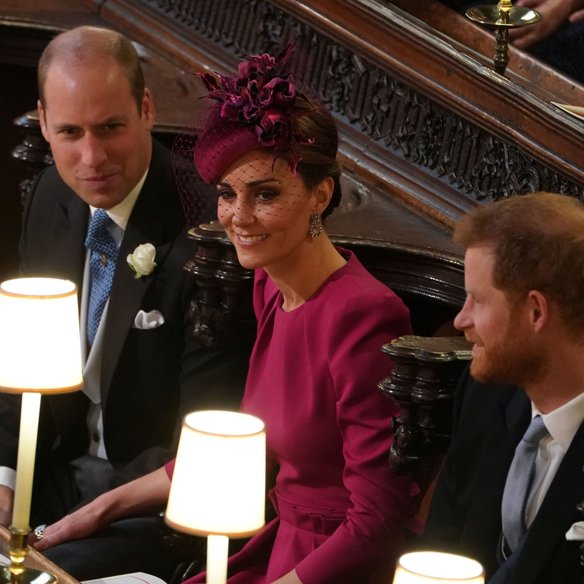 Ούτε "αυτό" τους έφερε κοντά: William και Harry εμφανίστηκαν χωριστά στη Βρετανία καθώς νέος πόλεμος ξεσπά στο Παλάτι μετά το βιβλίο για την Diana