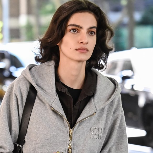 Βρήκαμε το γκρι φούτερ από H&M για να σταματήσεις να κλέβεις του συντρόφου σου