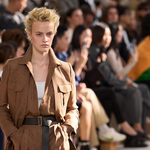 Η Max Mara ταξιδεύει στη δεκαετία του ’30 και φέρνει το explorer style στο σήμερα