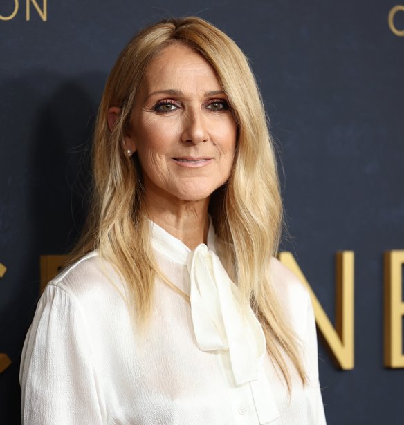 Η Céline Dion άλλαξε το look της και υιοθέτησε το πιο φωτεινό ξανθό της άνοιξης