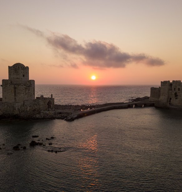 Ποιο ελληνικό μέρος έκανε η "Οδύσσεια" παγκόσμιο travel obsession; Οι τοποθεσίες της ταινίας που όλοι θέλουν τώρα να επισκεφθούν