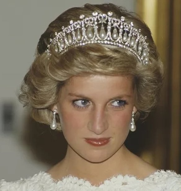 Η ιστορία της τιάρας της πριγκίπισσας Diana που δεν φορά κανένα μέλος της βασιλικής οικογένειας