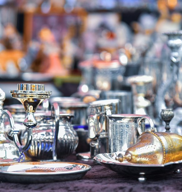 Τα antiques που λατρεύουν τώρα οι millennials: Αυτά είνσι τα 6 κομμάτια με χαρακτήρα που επιστρέφουν δυναμικά