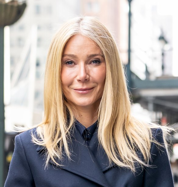 Από το γραφείο μέχρι το δείπνο: Η Gwyneth Paltrow αποδεικνύει ότι ένα μόνο παντελόνι αρκεί για να σώσει τα φθινοπωρινά σου looks