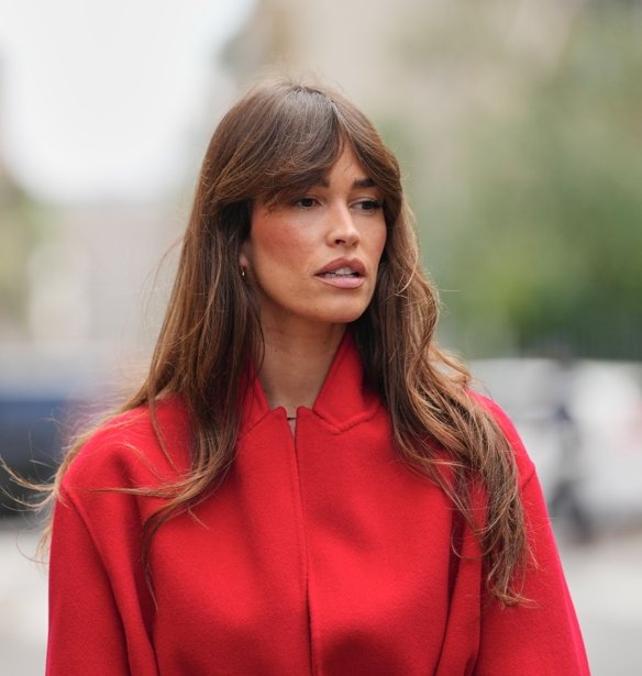 French Girl Hair: Το γαλλικό χτένισμα είναι η απόλυτη τάση μαλλιών για το 2026