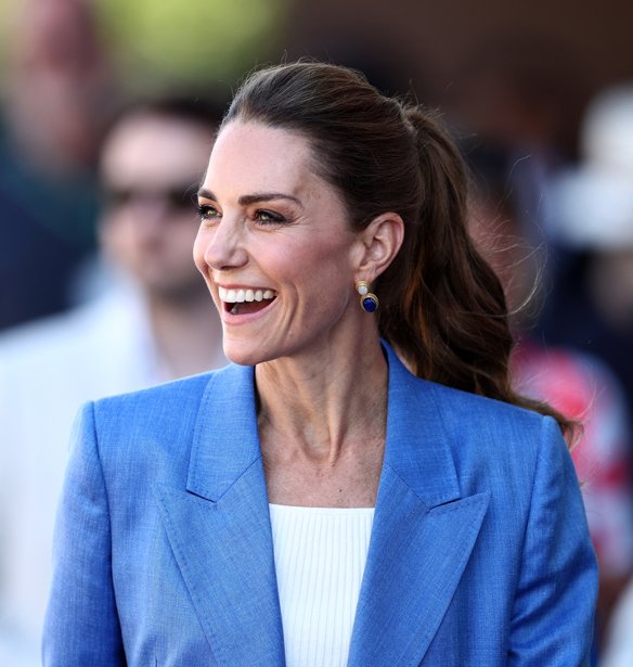 Η νέα "Café au Lait Blonde" απόχρωση στα μαλλιά της Kate Middleton είναι το πιο κομψό χρώμα του φετινού καλοκαιριού