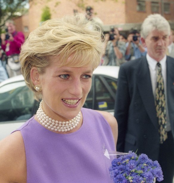 Θα παντρευόταν η πριγκίπισσα Diana τον Dodi; Ο αδελφός της Charles Spencer ανατρέπει τον μύθο – "Ήθελε να κάνει άλλον άνδρα να ζηλέψει"