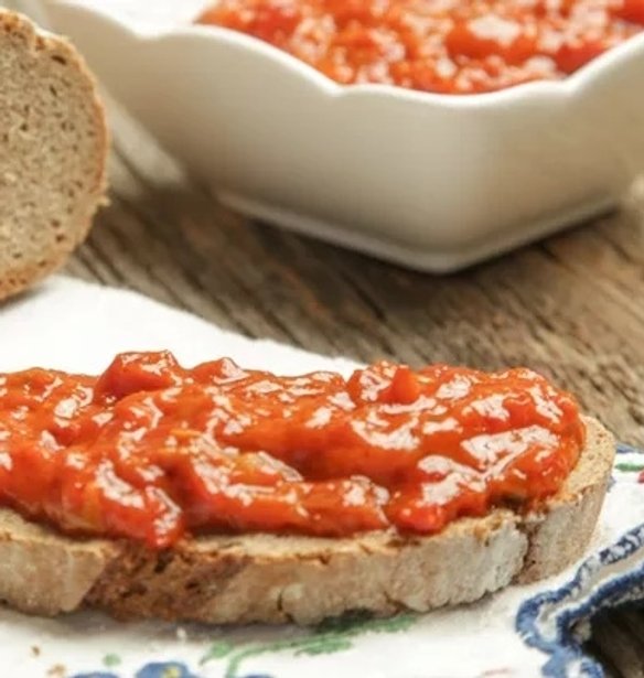 Pan con Tomate: Το ισπανικό τοστ που μυρίζει Μεσόγειο - Με ντομάτα και ελαιόλαδο