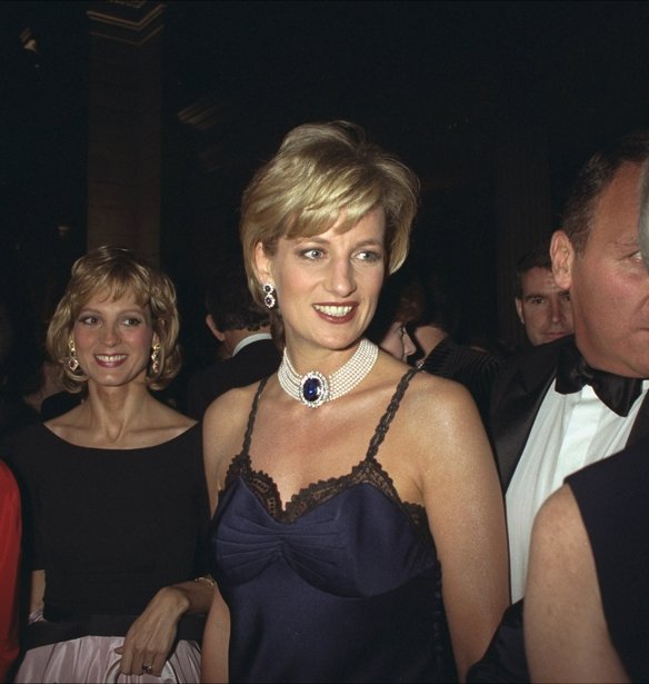 29 χρόνια χωρίς την Πριγκίπισσα Diana: Πώς θα ήταν η ζωή της σήμερα σχεδόν τρεις δεκαετίες μετά το τραγικό δυστύχημα;