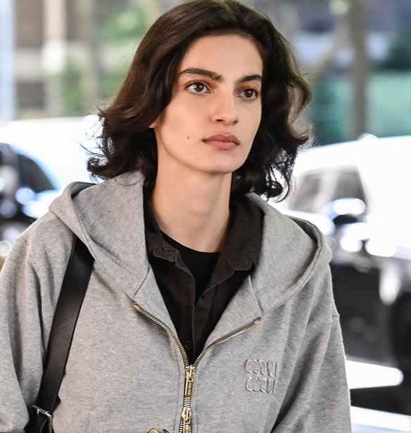 Βρήκαμε το γκρι φούτερ από H&M για να σταματήσεις να κλέβεις του συντρόφου σου