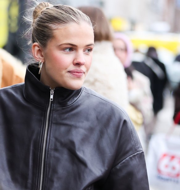 Το leather jacket από Stradivarius που θα ερωτευτείς με την πρώτη ματιά (και θα φοράς κάθε μέρα)