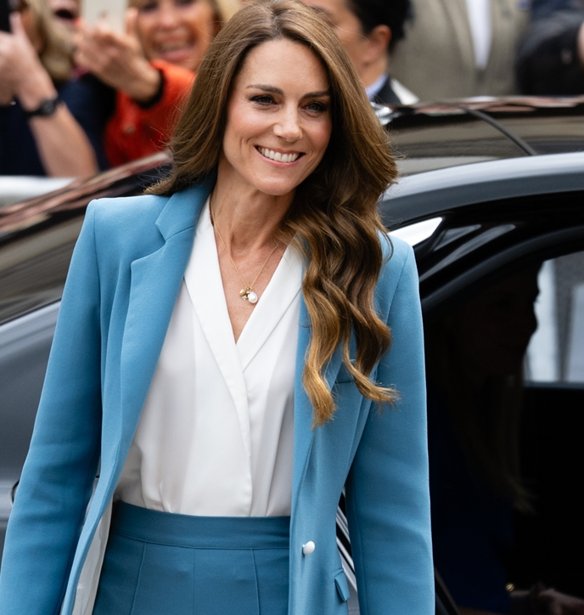 Kate Middleton: Το αγαπημένο "αμφιλεγόμενο" καλοκαιρινό παπούτσι της που μπορείτε να φορέσετε παντού, ακόμα και στο γραφείο