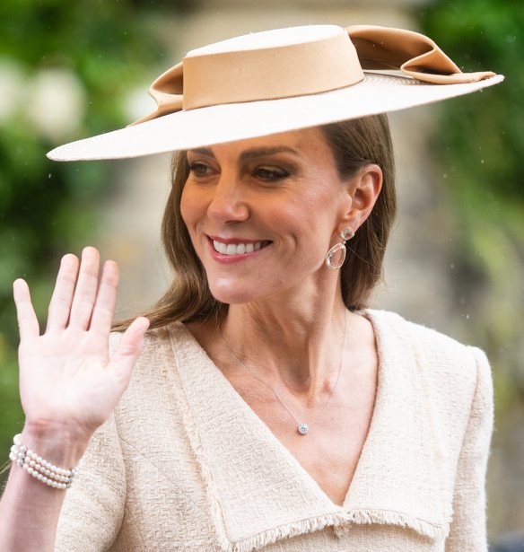 Kate Middleton: Με ένα κόσμημα της Diana μας θύμισε τη μοναδική επιλογή που δείχνει πάντα κομψή σε έναν γάμο