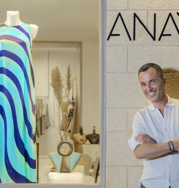 ANAYA & ESTHES: Τα δύο fashion spots που έφεραν νέα πνοή στην Αίγινα