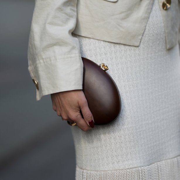 Chocolate Glazed: Αυτό το μανικιούρ θα σου χαρίσει τα πιο stylish νύχια για το φθινόπωρο