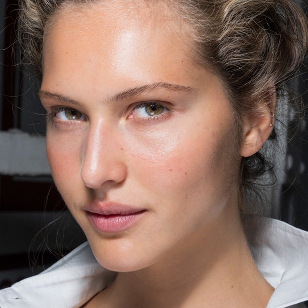 Matte Beauty: To ματ μακιγιάζ κάνει comeback και αυτά είναι τα προϊόντα που χρειάζεσαι για να το υιοθετήσεις