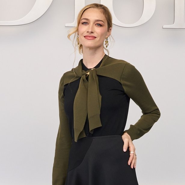Η Beatrice Borromeo με το look που μας θύμισε το '90s outfit της Carolyn Bessette Kennedy