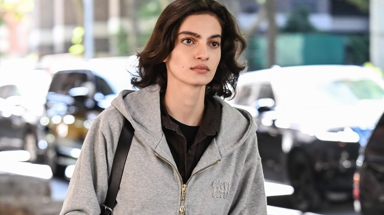 Βρήκαμε το γκρι φούτερ από H&M για να σταματήσεις να κλέβεις του συντρόφου σου