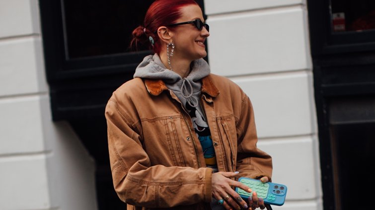Η εποχή των barn jackets: Στη Mango βρήκαμε το παρκά που θα αρχίσεις να φοράς από σήμερα κιόλας