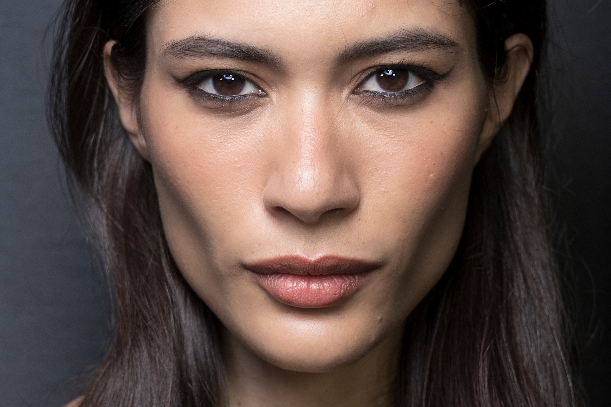 H τεχνική που ακολουθούν όλες οι beautistas για σαγηνευτικό βλέμμα μόνο με μια mascara