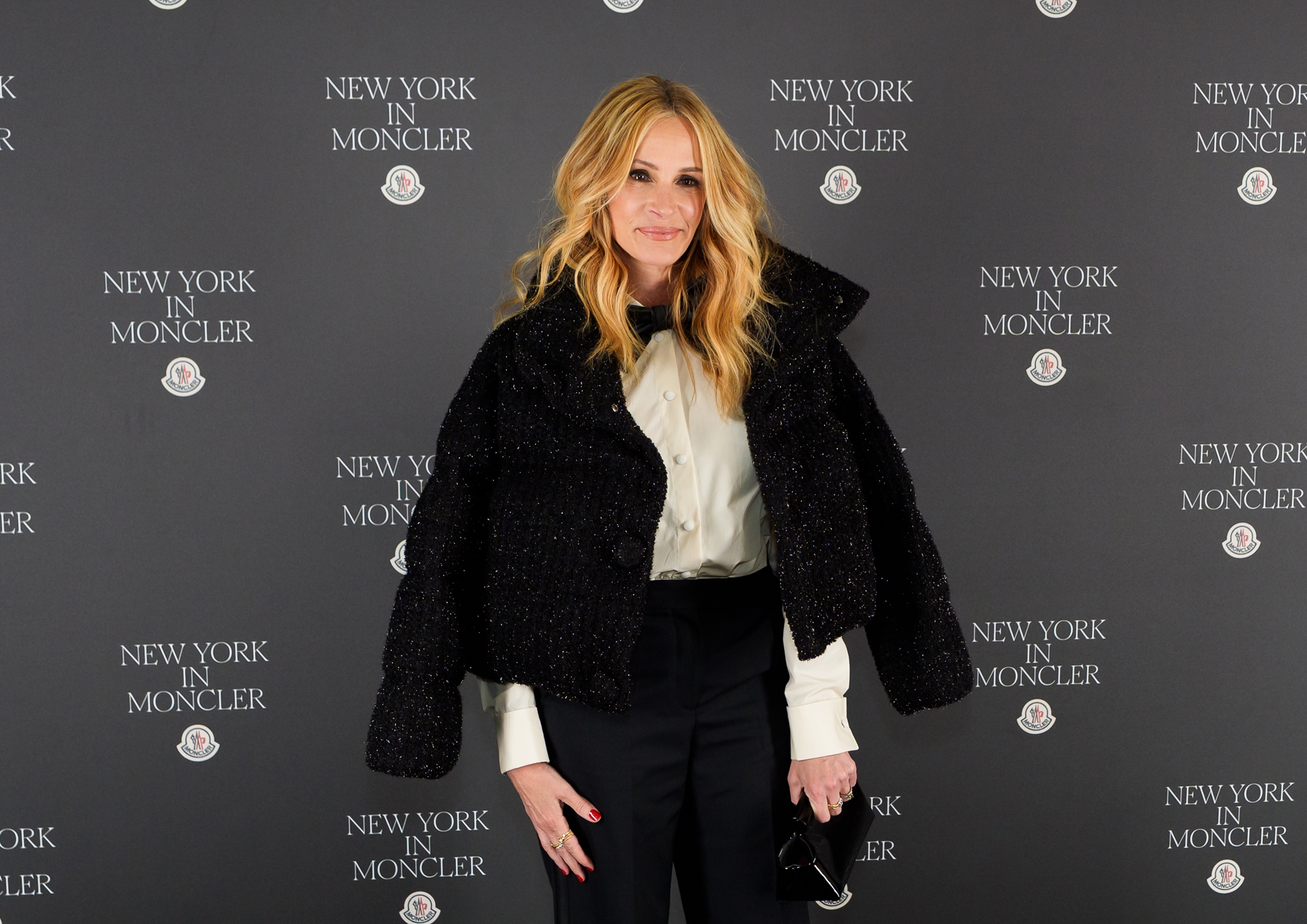 Η ανανέωση που θέλεις το φθινόπωρο: Η Julia Roberts έκανε την αλλαγή που φωτίζει το πρόσωπο και γλυκαίνει τα χαρακτηριστικά