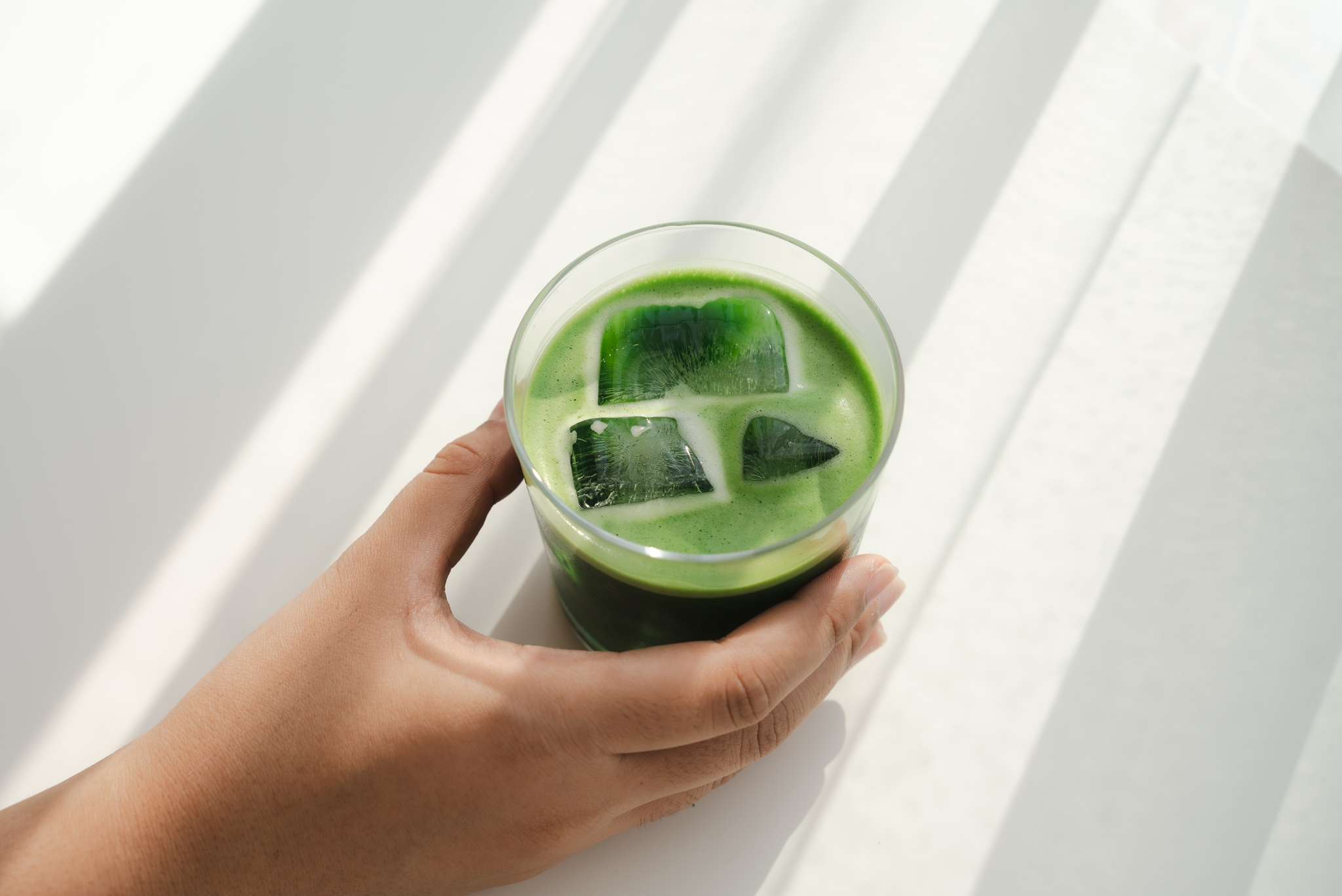 Κι όμως, αυτά είναι τα οφέλη του τσαγιού matcha για την επιδερμίδα