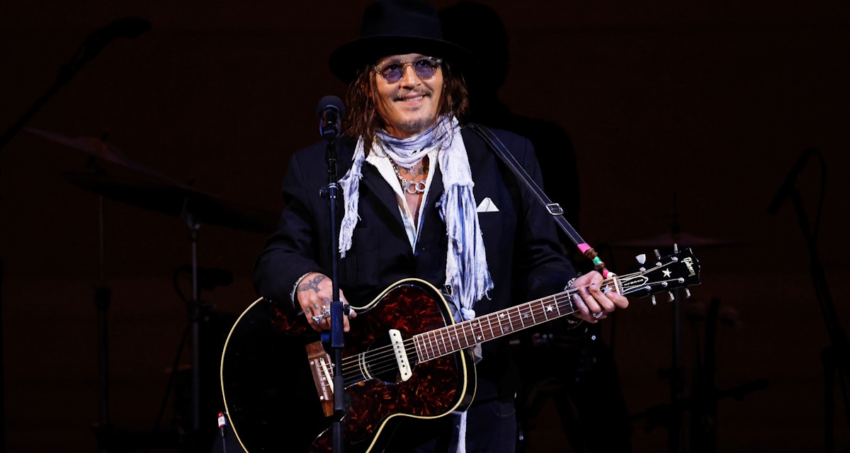 Αγνώριστος ο Johnny Depp στα γυρίσματα της νέας ταινίας Day Drinker