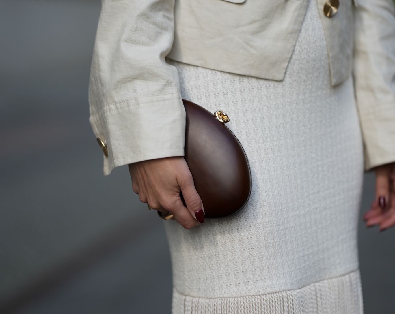 Chocolate Glazed: Αυτό το μανικιούρ θα σου χαρίσει τα πιο stylish νύχια για το φθινόπωρο