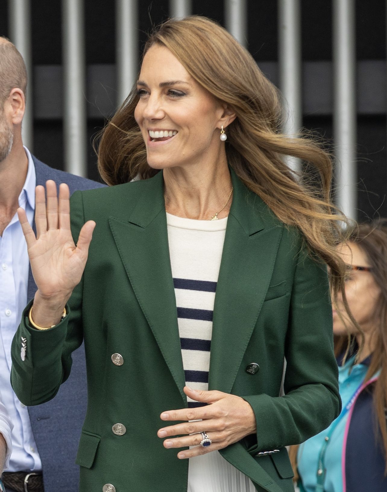 Kate Middleton: Το "κόλπο για τεμπέλικα κορίτσια" που κάνει κάθε outfit να δείχνει αμέσως πιο ακριβό