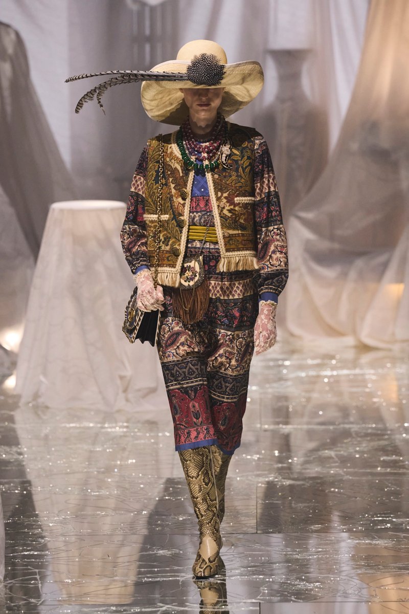 Valentino S25 032 snake print