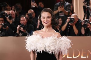 Selena Gomez: Μια σπάνια ματιά στο σπίτι που μοιράζεται με τον Benny Blanco αποκαλύπτει το πιο ρομαντικό interior - εικόνα 1