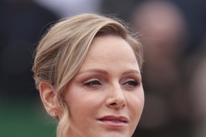 Η Πριγκίπισσα Charlene έχει μια τεράστια πισίνα στο παλάτι, όμως ο μεγαλύτερος φόβος της είναι ίδιος με κάθε μητέρας - εικόνα 1