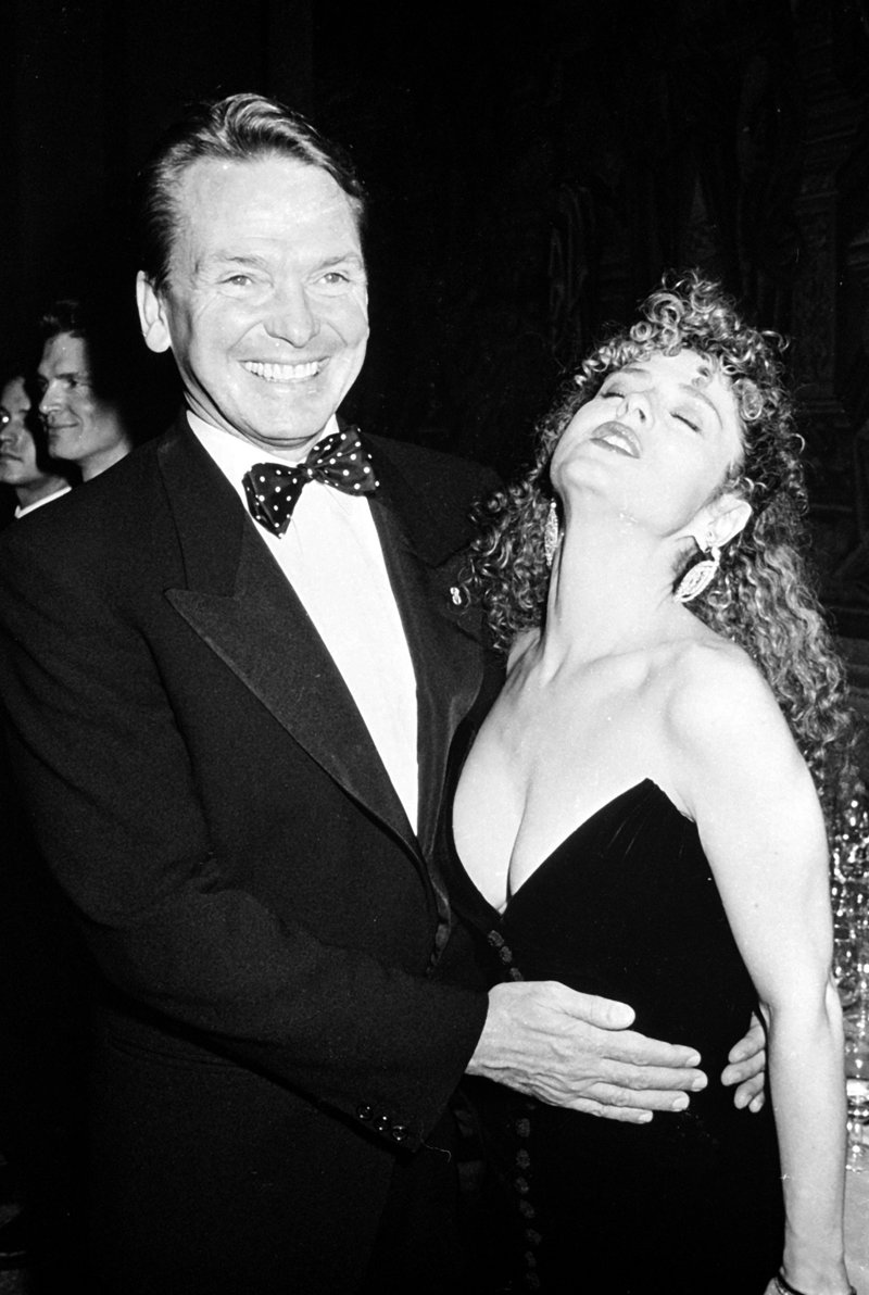 bob-mackie-Bernadette-Peters-elle-gr
