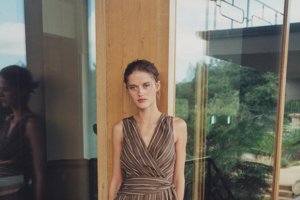 Last chance: 5 εκπτωτικά κομμάτια από ZARA που θα σου φανούν χρήσιμα τις πρώτες ημέρες του φθινοπώρου - εικόνα 1