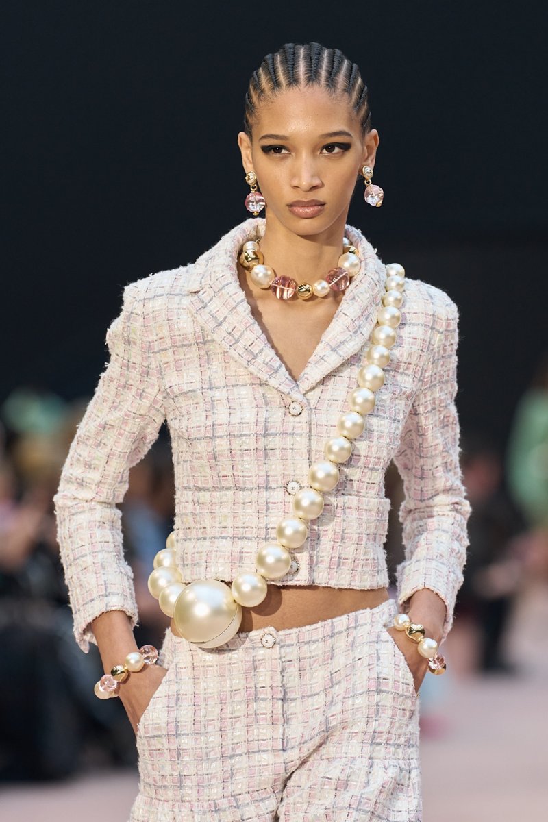Chanel clp F25 081