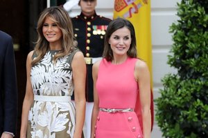 Η Βασίλισσα Letizia φόρσε το κοστούμι που θα σου χαρίσει έμπνευση για κάθε επίσημο outing - εικόνα 2