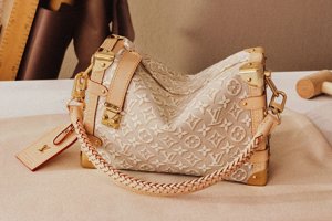 Τα νέα ρολόγια Color Blossom της Louis Vuitton μετατρέπουν την υψηλή ωρολογοποιία σε κόσμημα - εικόνα 9